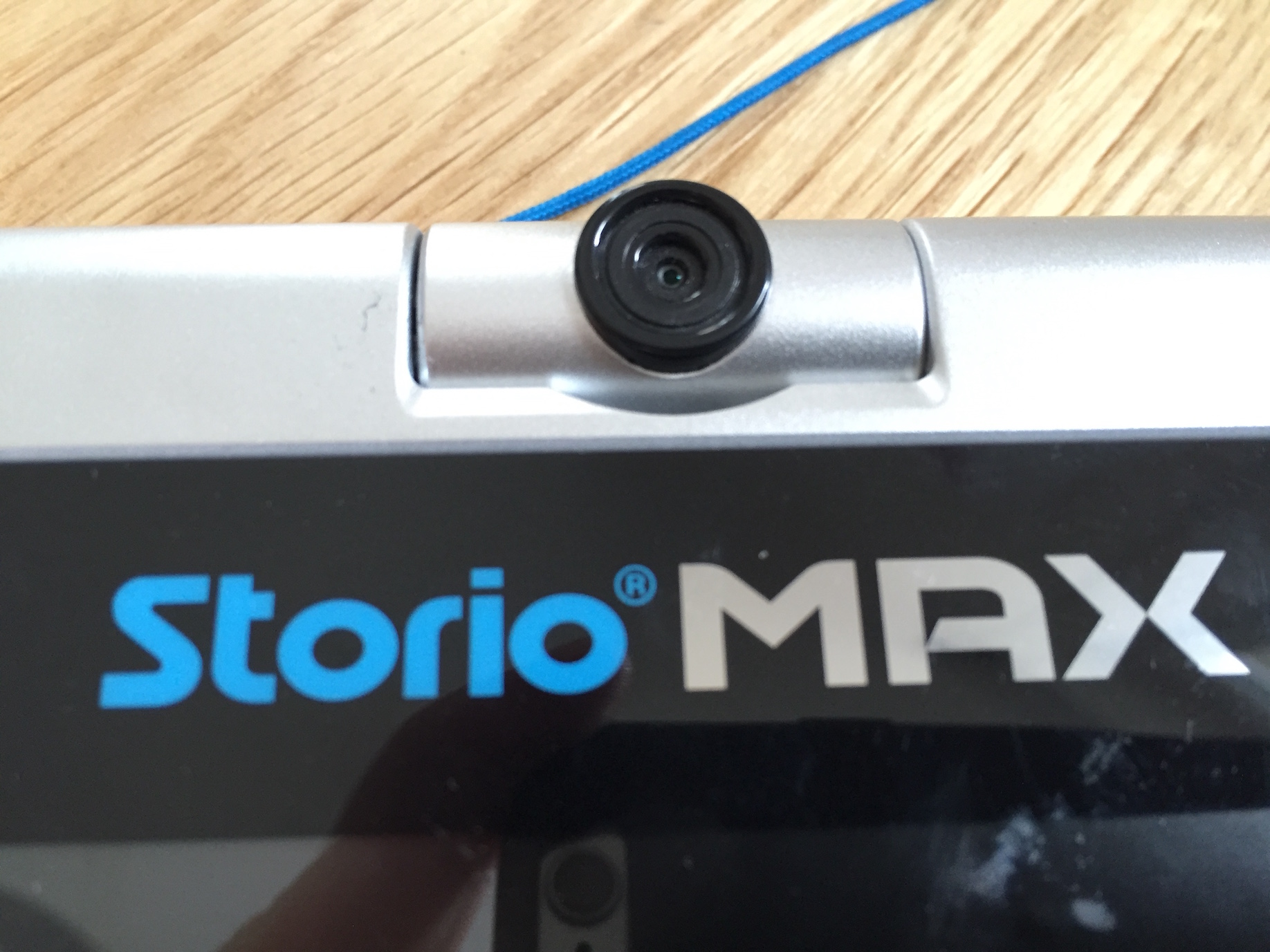 Storio Max : grand écran, robustesse, et quelques bons contenus