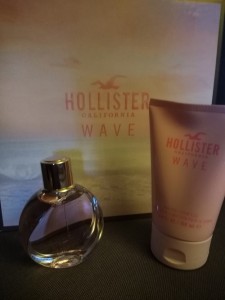 HollisterWaveCalifornia