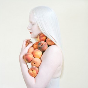 BRUISED PEACHES EXHI056824